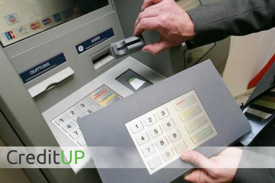 Аферы с карточками и уловки с банкоматами при снятии денег